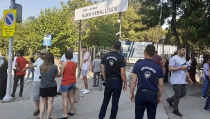İzmir Büyükşehir Belediyesi'nden öğrencilere YKS desteği