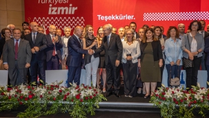 Soyer'den Kılıçdaroğlu ve CHP yönetimine İzmir sunumu 