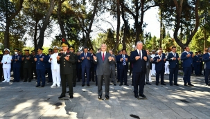 15 Temmuz Demokrasi ve Milli Birlik Günü'nde şehitler anıldı 