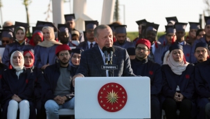 Cumhurbaşkanı Erdoğan, İbn Haldun Üniversitesi Mezuniyet Töreni'ne katıldı 