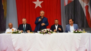 AK Partili Nasır, Menemen'den CHP'ye yüklendi ''İhmal edilmiş Menemen'i düzlüğe çıkardık''