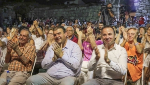 Başkan Yetişkin bir kez daha yineledi " Zeytinli Rock Festivali'ne talibiz" 