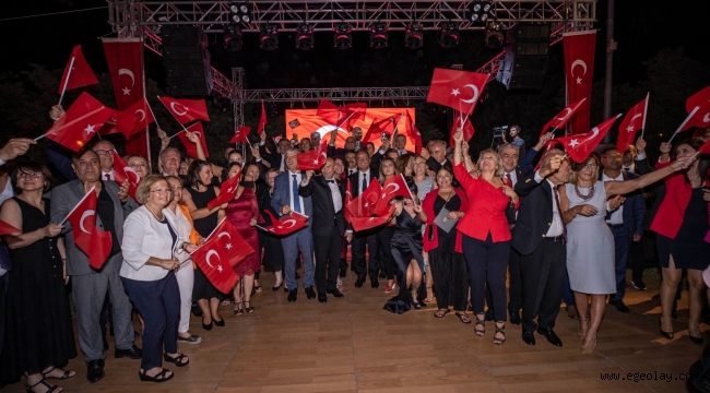 Başkan Soyer: "Biz hürriyetimize aşığız"