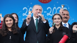 Cumhurbaşkanı Erdoğan, 2022-2023 Eğitim Öğretim Yılı Açılış Töreni'ne katıldı 