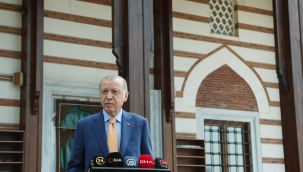 Cumhurbaşkanı Erdoğan Cuma namazı çıkışı açıklamalarda bulundu