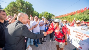 Zafer yolu kafilesi 100 yıl önceki gibi Kemalpaşa'da 