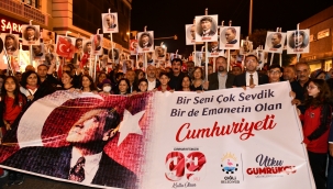 Cumhuriyetin 99. Yılı Çiğli'de Coşkuyla Kutlandı 