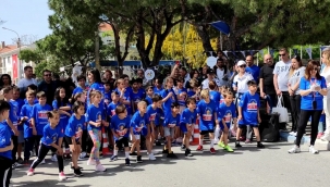 İzmir Hasta Çocuk Evleri Derneği'ne ödül Geldi