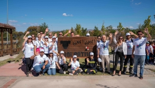 SOCAR Gönüllüleri'nden PatiPark'taki can dostlara ziyaret 