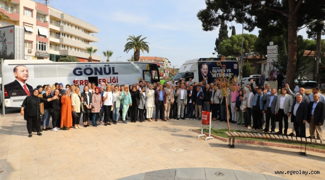 AK Parti Genel Başkan Yardımcısı Kandemir'den İzmir teşkilatına tebrik 