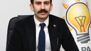 AK Parti İzmir'den Karşıyaka Belediyesinin Afişine Tepki!