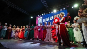 Buca'da coşkulu Balkan Festivali 