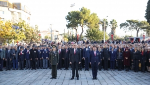 Buca'dan Ata'ya saygı duruşu 