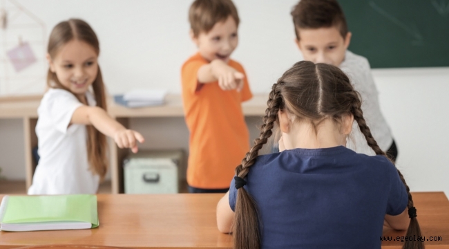 Çocuklarda Okul Korkusu için Ebeveynlerin Dikkat Etmesi Gerekenler 