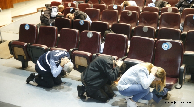 Konak Zabıta personeli, depreme hazır