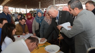 Torbalı'daki 59 üreticiye 214 küçükbaş desteği 