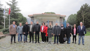 Kaya'dan kentsel dönüşüm bilgilendirmesi: Önemli olan Karabağlar'ın geleceği 