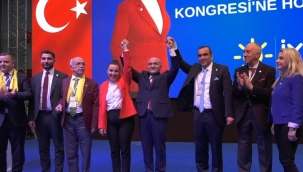 İYİ Parti İzmir'in yeni başkanı Bezircilioğlu oldu