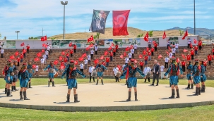 Menemen Belediyesi 'Zeybek' oynayacak, ustalar 'Çömlek' yapacak 