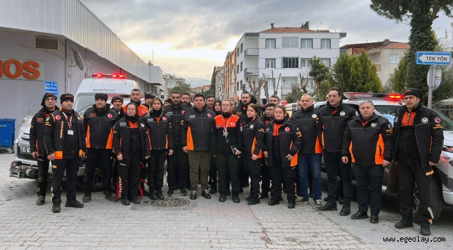 Başkan Erhan Kılıç, ekibiyle deprem bölgesine gidiyor