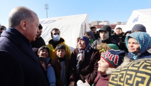 Cumhurbaşkanı Erdoğan, Kahramanmaraş'ta deprem bölgesinde incelemelerde bulundu 