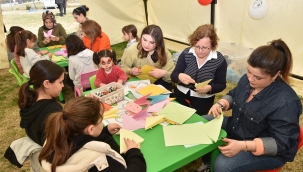 Depremzde Çocuklar Oyunun Gücüyle İyileşiyor