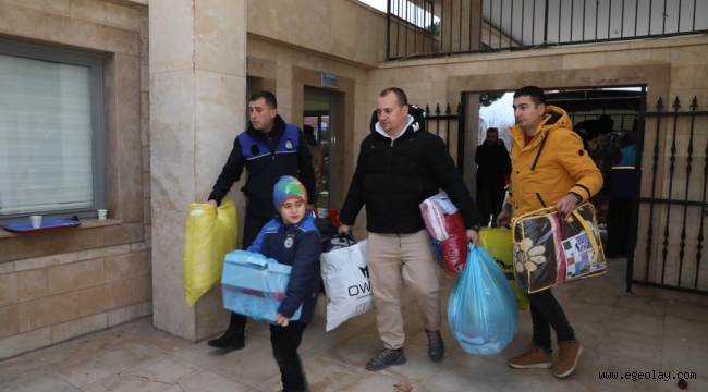 Menderes Belediyesi'nden deprem bölgesine yardım kampanyası 