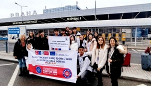Karşıyaka'daki Meslek Lisesi Öğrencileri Avrupa'da Staj yapıyor 