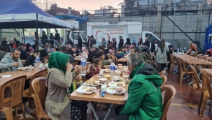 Konak'tan çadır kentte ilk iftar 