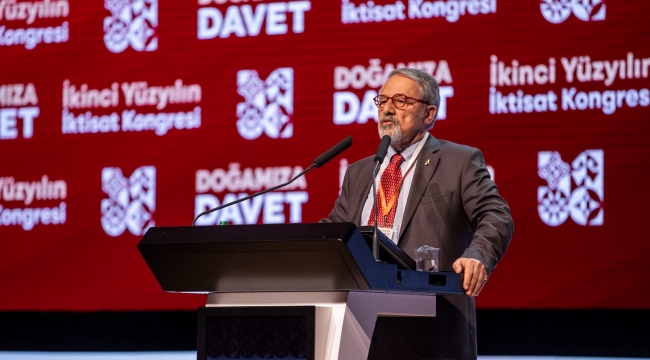 Prof. Dr. Naci Görür: İzmir doğru yolda 