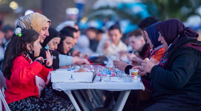 Ramazanın ilk gününde İzmir, Adıyaman, Osmaniye ve Hatay'da iftar sofrası kurulacak 