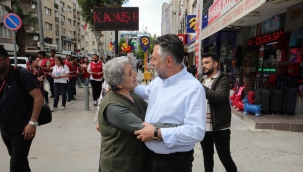 Başkan Sandal, sahaya indi: "Bizim yolumuz aydınlık Türkiye'nin yolu" 