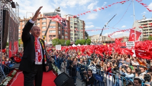 CHP Lideri ve Cumhurbaşkanı Adayı Kılıçdaroğlu Eskişehir'de: "Senden Çok Daha Güzelini, Çok Daha İyisini Yapacağız!" 