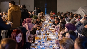 İzmir Büyükşehir Belediyesi'nden 100 milyon TL'lik Ramazan dayanışması 