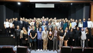 Konak Belediyesi Gençlik Meclisi'nin ikinci dönemi başladı 