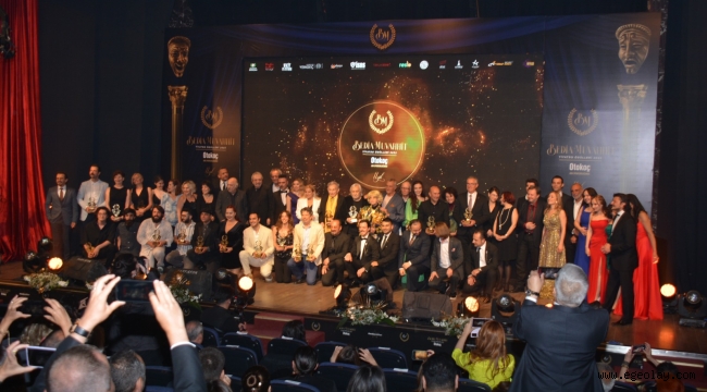 11. Bedia Muvahhit Tiyatro Ödülleri Sahiplerini Buldu 