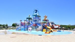 Çeşme Oasis Aqua Park sezonu açıyor 