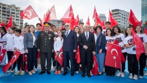 İzmir'de 19 Mayıs coşkusu 