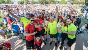Maraton İzmir 100'üncü yıl onuruna koşuldu 