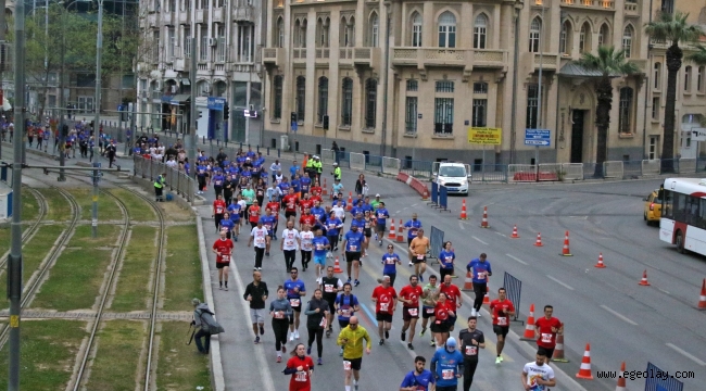 Maraton İzmir heyecanı başladı 