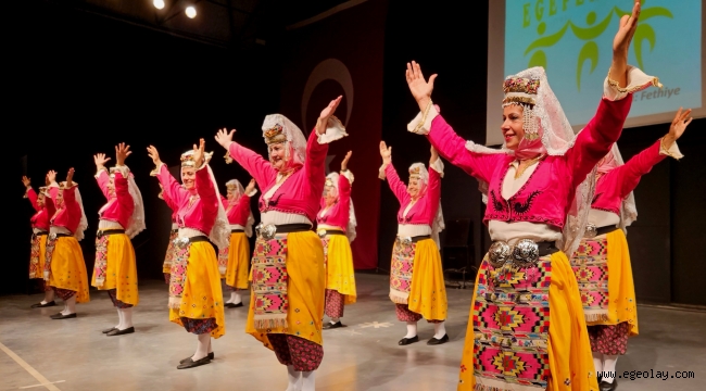 Bornova Halk Dansları Festivali son buldu 