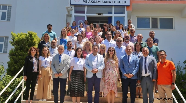 İzmirli öğretmenler Erasmus projeleri için Çeşme'de buluştu 