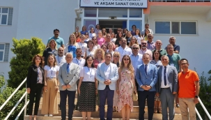 İzmirli öğretmenler Erasmus projeleri için Çeşme'de buluştu 