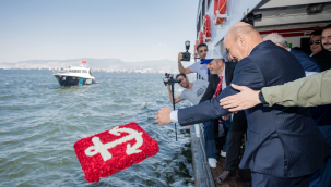 İzmir Körfezi Kabotaj Bayramı törenlerine sahne oldu 
