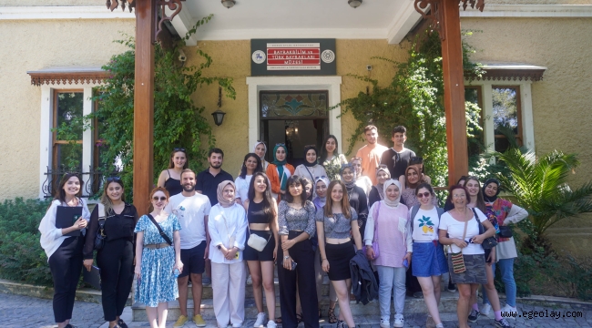 Depremzede gençler Buca'da moral depoladı