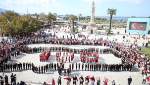 İzmir İl Milli Eğitim Müdürlüğü 100. Yıl Coşkusunu Meydanlara Taşımaya Devam Ediyor 
