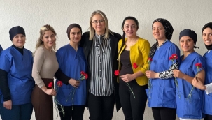 AK Partili Çankırı Mağduriyeti Geride Bırakan Üretken Kadınlara Ziyaret 