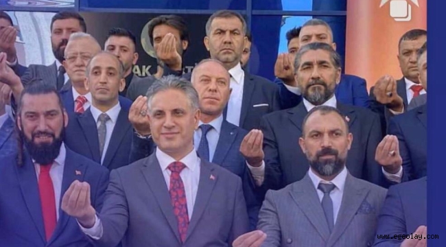 Türkiye'nin Gündemine Düşen Kutsal İşaret!