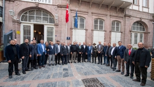 Başkan Soyer İzmir'deki Erzurumlularla buluştu 