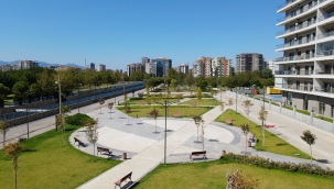 İzmir'in en güzel parkları Bayraklı'da 